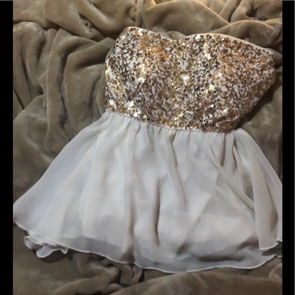 Rue 21 club/formal gold sequin flowy boho glam top
